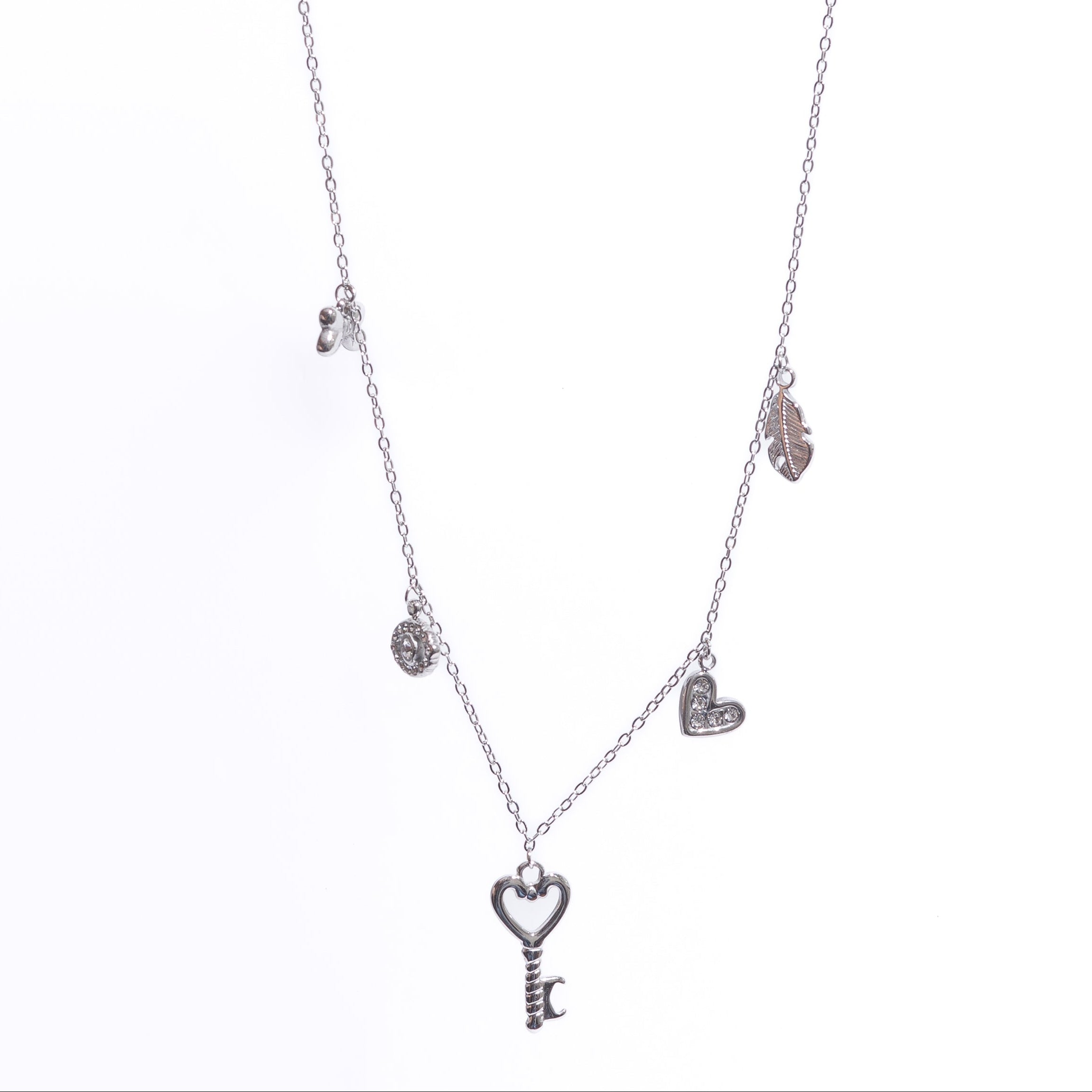 Collier multi breloques