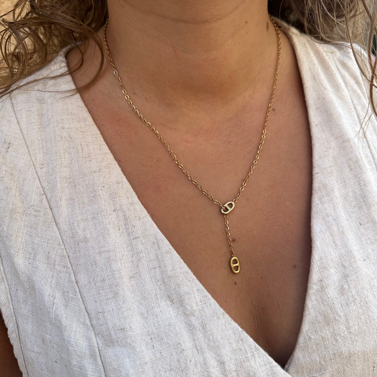 Collier cravate y maille marine coulissant acier inoxydable doré hypoallergénique résiste à l'eau tendance