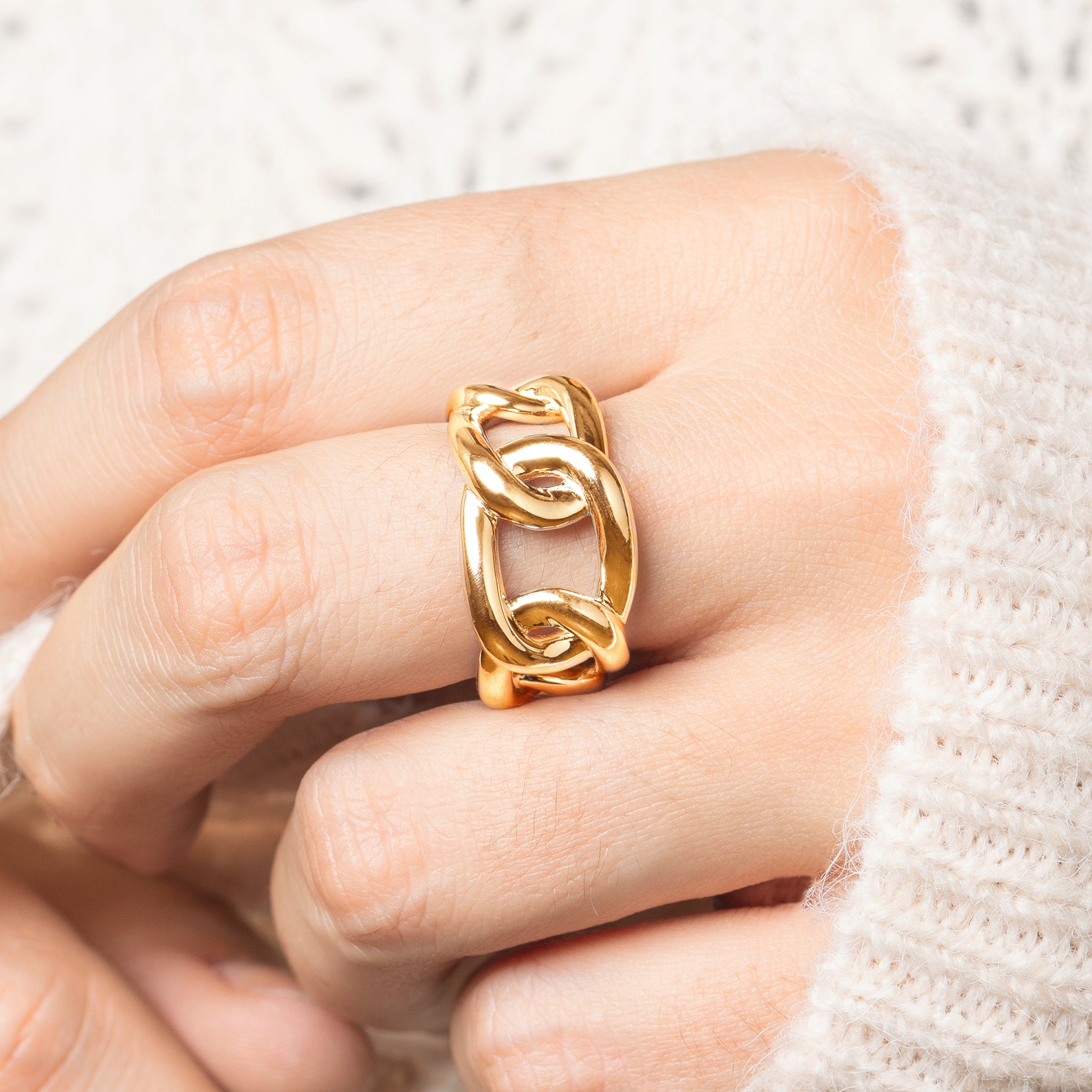 Bague à grosse mailles